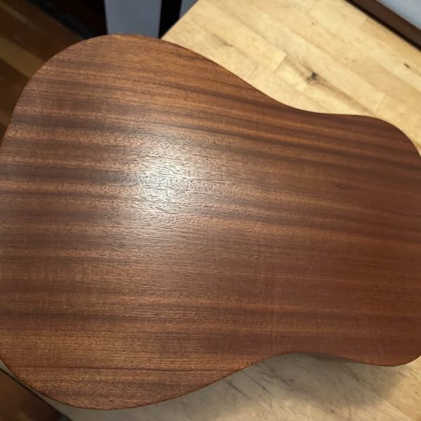 Baby Taylor Guitar - Mahogany top with hard case