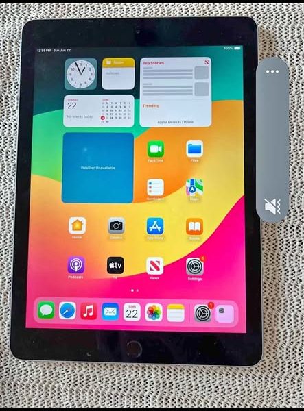 iPad 6th Generation in excellent condition