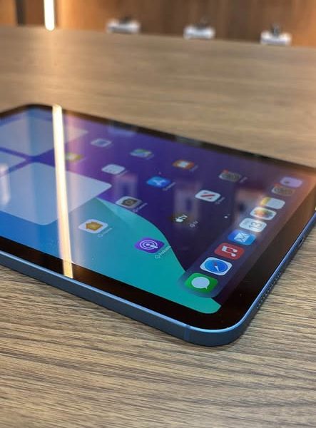 iPad 10th generation 64GB unlocked