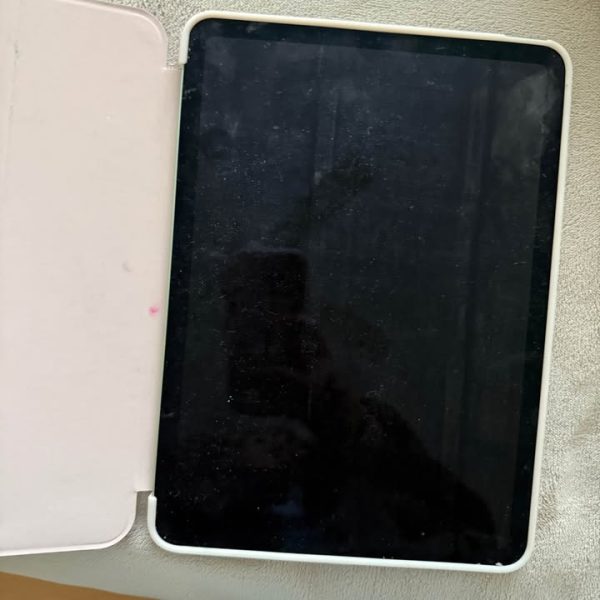 iPad Air 4th generation (green)