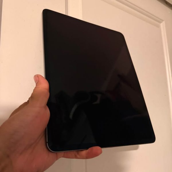 Apple iPad Pro 12.9-inch 3rd generation !!!!!!!!!!!!!!!!!!!Read description !!!!!!!!!!!!!!!