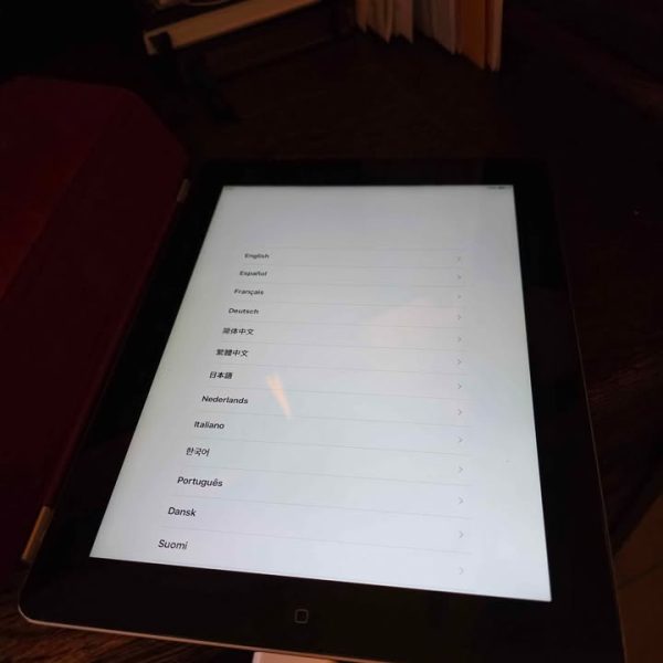 Gen 3 iPad with cover; 64GB WiFi Only