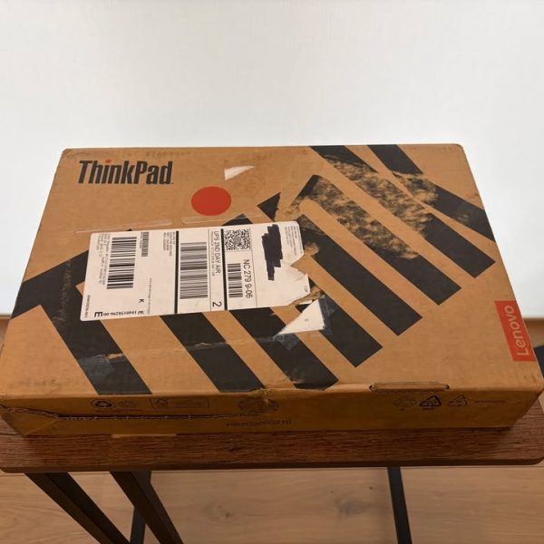 BRAND NEW - Lenovo ThinkPad T14s Gen 5 - AI Ready - 14" - Intel Core Ultra 5 - 16GB RAM - 512GB SSD