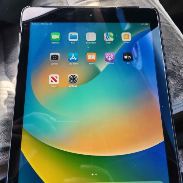 Apple Ipad 5th Gen 32Gig