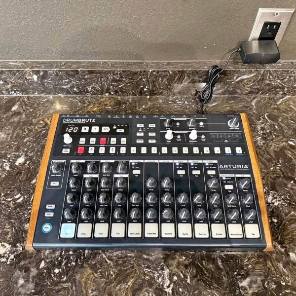 Arturia Drumbrute