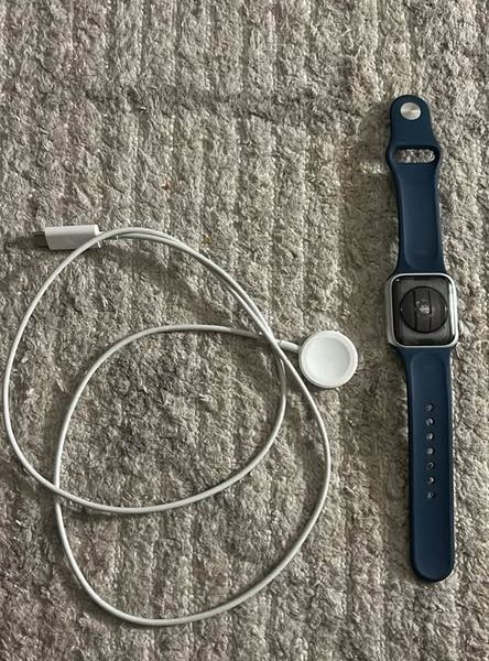 Apple Watch SE 1st generation 40 MM