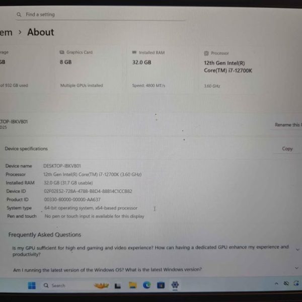 Custom RGB Winter Gaming PC | Intel DDR5 RTX Build