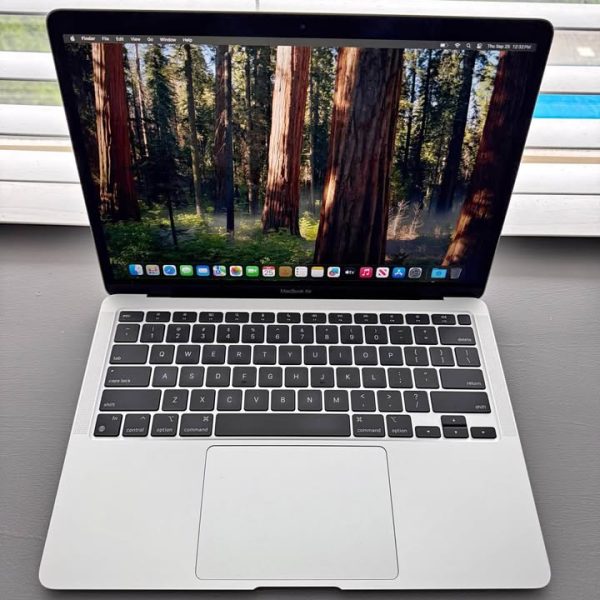 Late 2020 Apple MacBook Air M1 Laptop