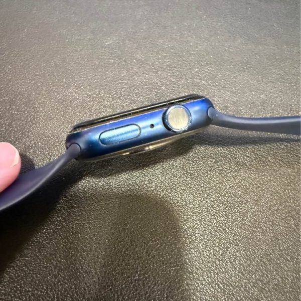 Apple Watch Series 10 GPS+Cellular Black (Excellent Condition) Unlocked