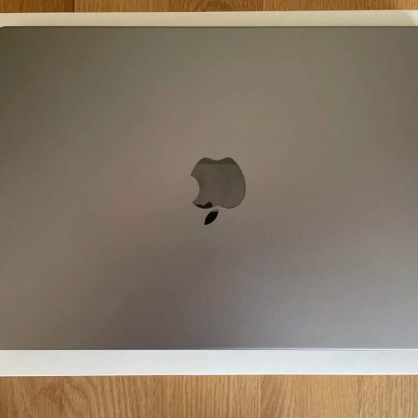 Apple MacBook Pro M1 Max 2tb
