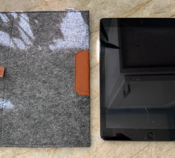 Apple IPad Air 1 - 9.7” Screen - Model A1475 - 16GB - Verizon