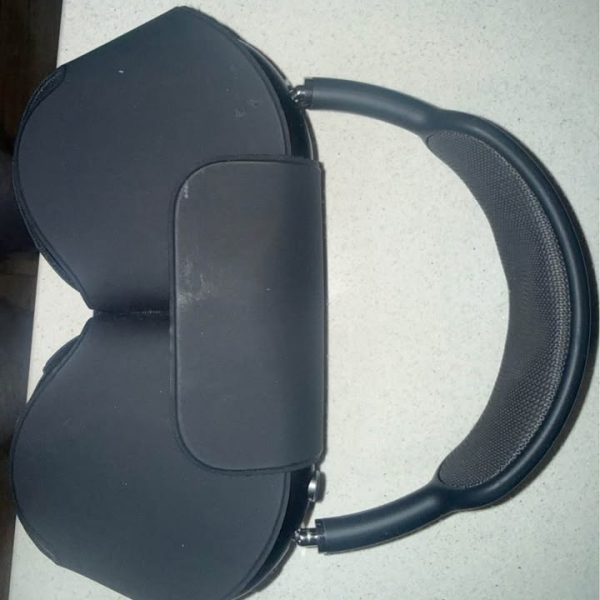 AirPods Max Space Gray