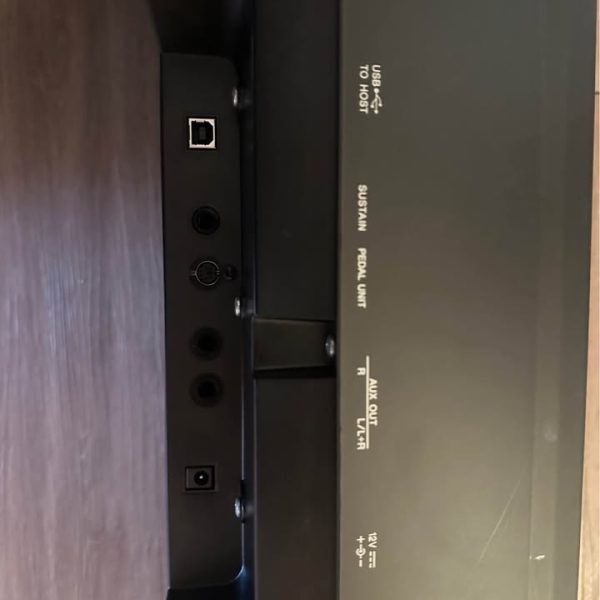 Yamaha P-125B Digital Piano – LIKE NEW