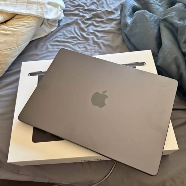 BRAND NEW M5 MACBOOK PRO