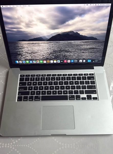 15 inch Apple MacBook Pro 500GB