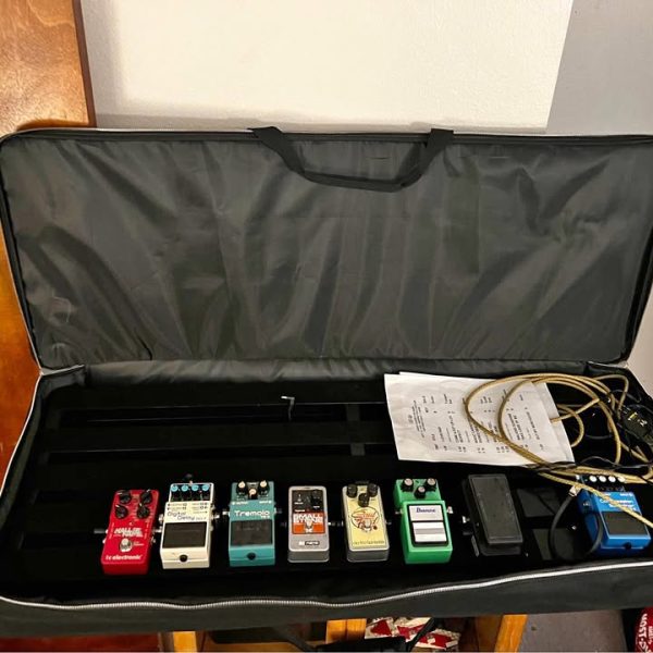 Huge Pedalboard