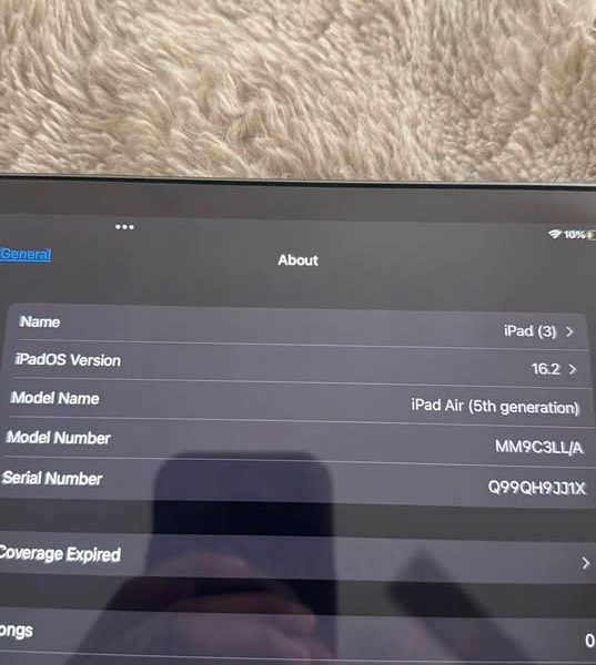 iPad Air (5th Generation) 10.9-inches M1 Chip 64GB