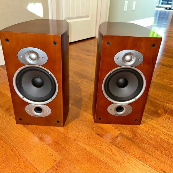 Polk Audio large book shelf / rear surround speakers RTi-A3