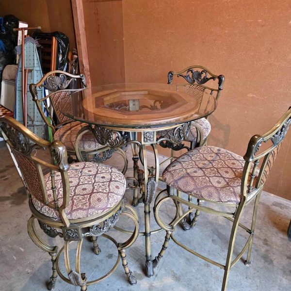 Tall table with chairs