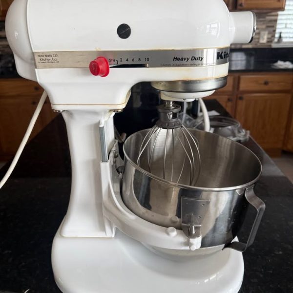Kitchen Aid Heavy duty mixer