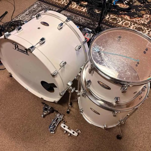 Pearl Decade Drum Set