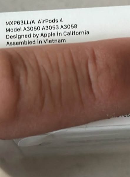 AirPods 4 - brand new sealed