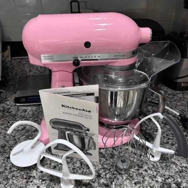 Kitchen aid mixer